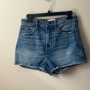 Abercrombie ultra high rise mom short